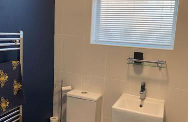 3 Bed Family House Free Parking - Foto 21