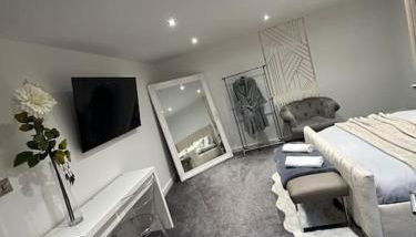 Secret Cabin Getaway - Photo 3