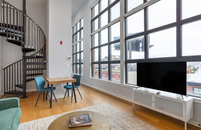 Sosuite Corner 2BR Loft w W D Shared Roofdeck - Foto 1