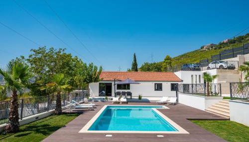 Villa Florinda with Pool and Prime Location near Split - Foto 3