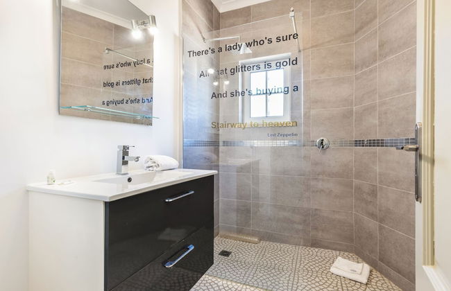 Villa Amendoeira in Olhos de gua - Foto 19