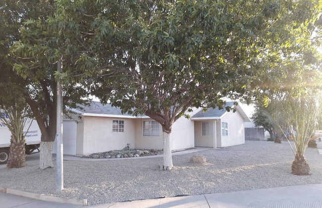 Coalinga Embassy - Photo 1