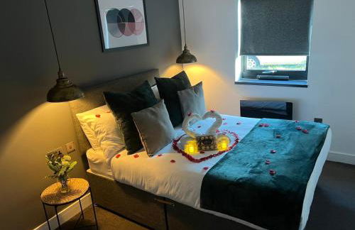 Lux Style Homes -1 BED APARTMENT close to City Centre - Free WIFI - Free Parking - Smart TV - Full Kitchen - Self Check In - Foto 28
