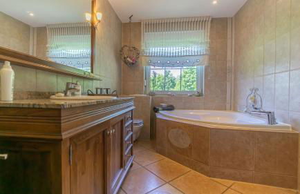 Ferienhaus Cottbus, Garage, große Sonnenterrasse, Kamin, 4 Zimmer, Ankleidezimmer - Foto 9