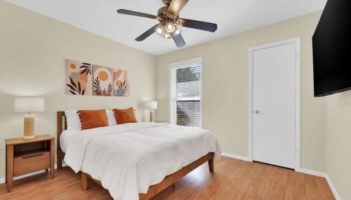 Zilker Home 3 Bedroom 2 Bath with Backyard - Foto 4