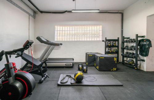 Luxury private Villa 25m Pool, Gym, 200m to Beach - Foto 34