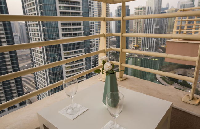 Deluxe Apartment with Lake View - Photo 18