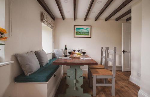 Crow Hall - Luxury Holiday Accommodation - Photo 9