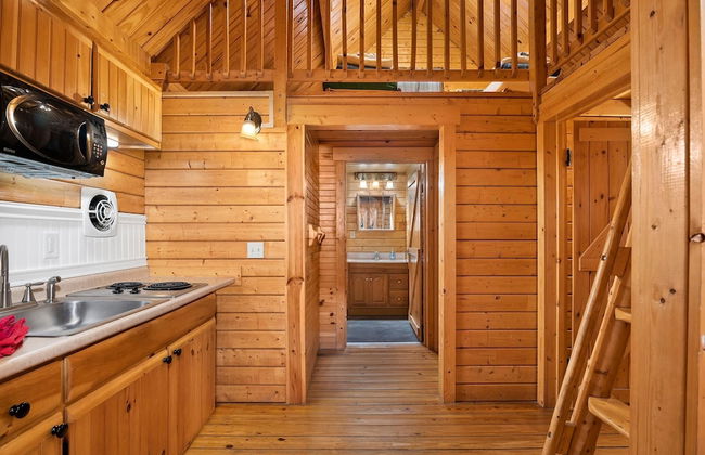 Amazing Getaway: Enjoy our Cozy Log Cabins on the Chesapeake Bay! - Photo 16