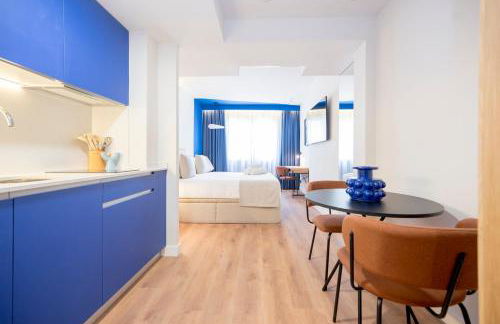 Iconic Suites - Photo 40