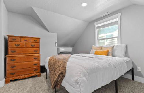 South Perry Dist Fenced Yard & Hot tub - Foto 6