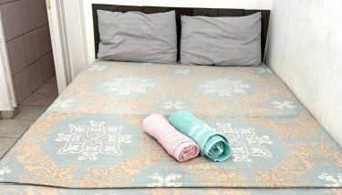 APT-10 Completo Com Ar-Condicionado Garagem Predio Central Perto de tudo - Foto 5