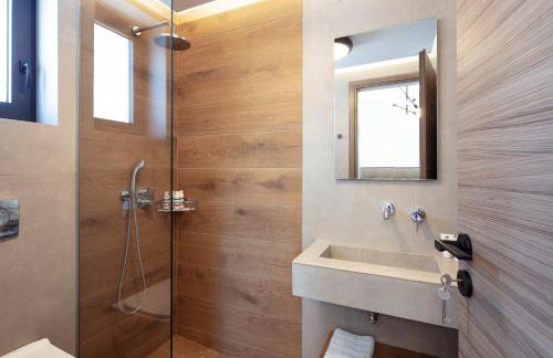 Sunnyside Villas, Just Steps to the Beach & Restaurants, By ThinkVilla - Photo 39