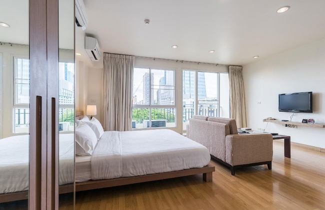 Bangkok Patio - Photo 14