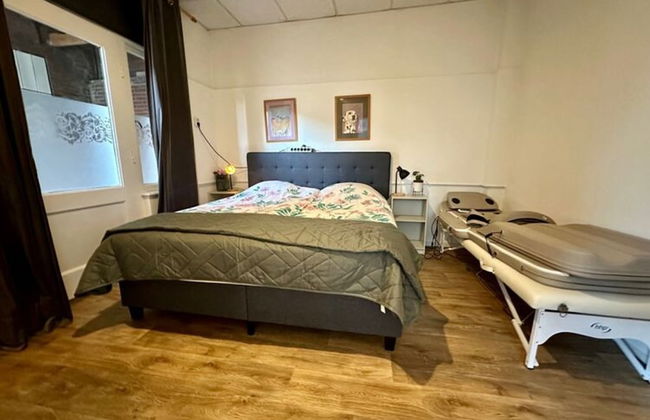 Apartment in the Fortified With Private Garden - Photo 2