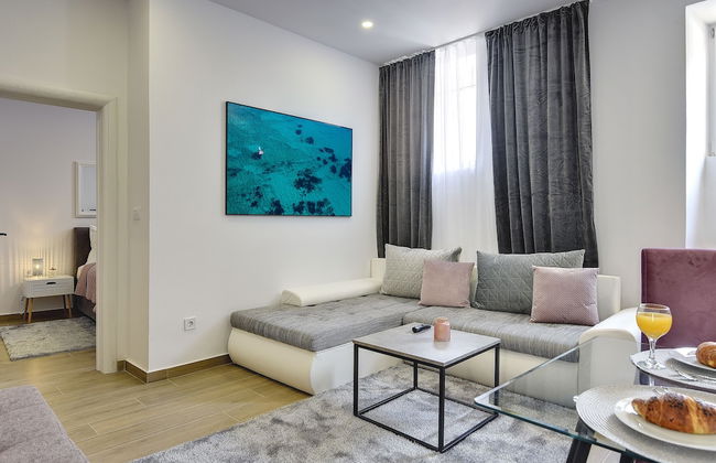 D&A Central Luxury Apartments - Photo 75