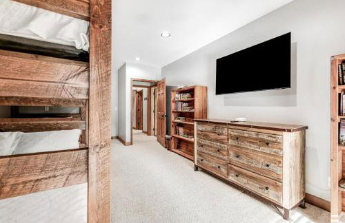 Spacious Serene Cabin Sleep 14 Pool Hot Tub Games - Foto 31