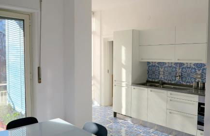 Pretty panoramic apartment - half way Center-Vomero district - Foto 17