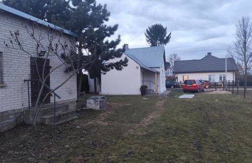 House by the Śliwno-Waniewo footbridge, close to the park - Foto 18