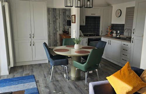 2 Bed Cottage-Sleeps 4-Harbour & Sea View - Photo 7