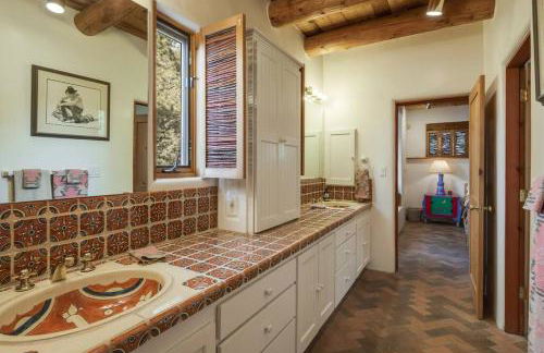 Foothills Retreat- Patios, Rooftop Deck, Quiet, 2BR - Foto 16