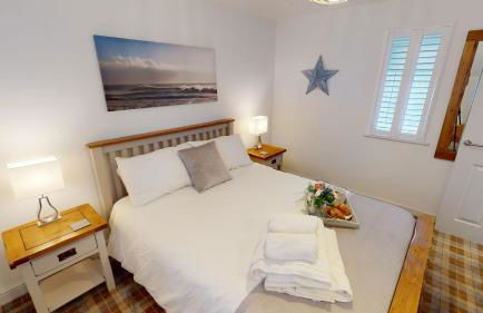 Aubergine Cottage - Part of the The Bay Filey Holiday Village with pool, gym and direct beach access, pub, restaurant, tennis and meadows walks - Foto 16