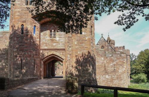 1 Fountain Cottages - Photo 34