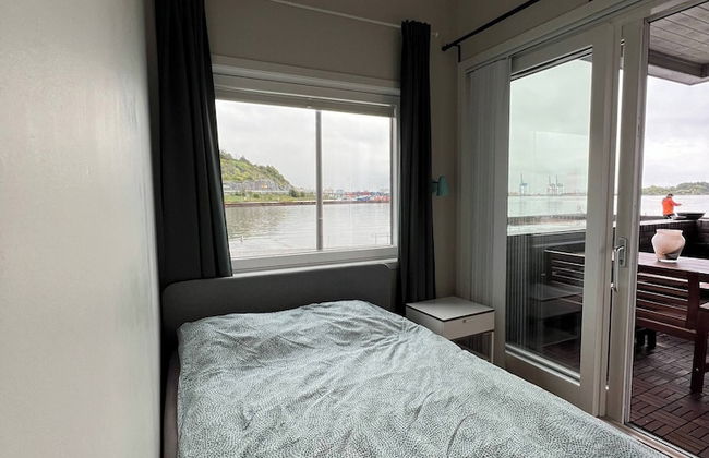 Stylish Seaview 4 Beds Central Apartment Sorenga - Photo 11