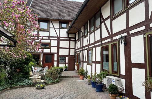 Ferienwohnung/Monteurwohnung in ruhigem Innenhof - Foto 1