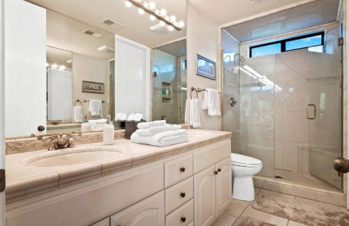 Midnights at the Oasis - Foto 25