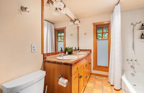 Bellevue Forest Haven Hideaway - Photo 28