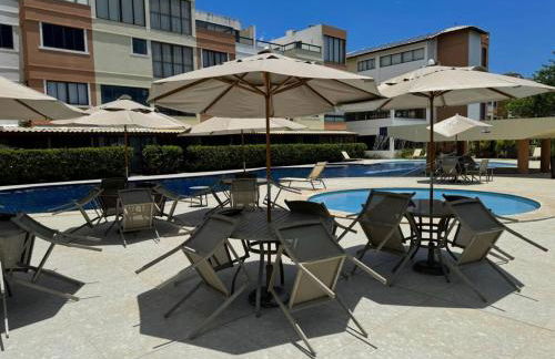 GUARAJUBA PARAÍSO DAS ÁGUAS - APT 2 quartos com AR e TV em TODOS os cômodos - Incluso Roupa de CAMA e BANHO - Filtro de Água Gelada e Maquina de Lavar dentro do APT - TOTAL CONFORTO PARA VC E SUA FAMILIA - Cond A beira da Lagoa e perto da PRAIA - Foto 10