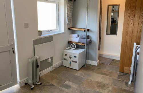 Adorable bedsit for you, partner and your pet! - Foto 3