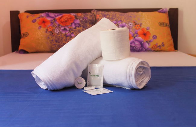 Bebs and Jocel Apartment - Foto 13