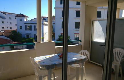 studio idéal couple 2 enfants, bien situé, calme - Foto 24