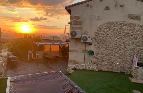 CASA RURAL PUERTO - casa completa con espacio exterior, wifi, estufa, barbacoa, piscina y zona de aparcamiento privada - IDEAL PARA DISFRUTAR EN FAMILIA O GRUPO DE AMIGOS - Foto 5