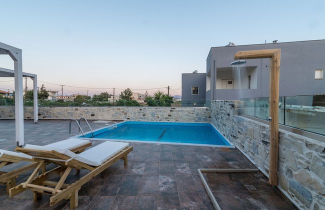 Elmara Luxury Villa 3 - Next to the Beach - Foto 3