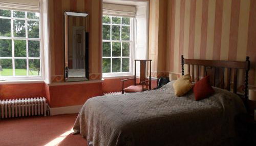 Stanshope Hall - Foto 2