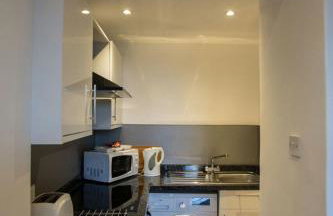 Stylish City Apartment - Near Haymarket, Walk to Castle and Princes Street - Foto 37