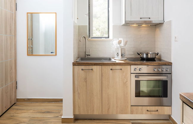 Fili s Cozy Place in Malaki - Photo 17