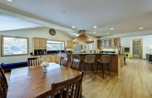 East Wenatchee Oasis 4BR, Pool, Hot Tub, Loop Trail - Foto 17