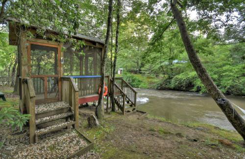 A Little Bit of Heaven Swim in the creek soak in the hot tub and relax in comfort - Foto 46