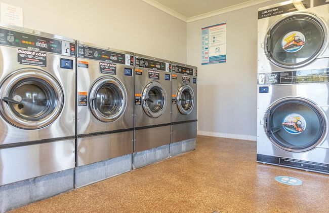 NRMA Warrnambool Riverside Holiday Park - Foto 60