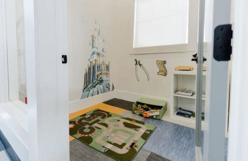 Resort Like Amenities King bd 2 Qn bds Fast WiFi Slps7 - Foto 9