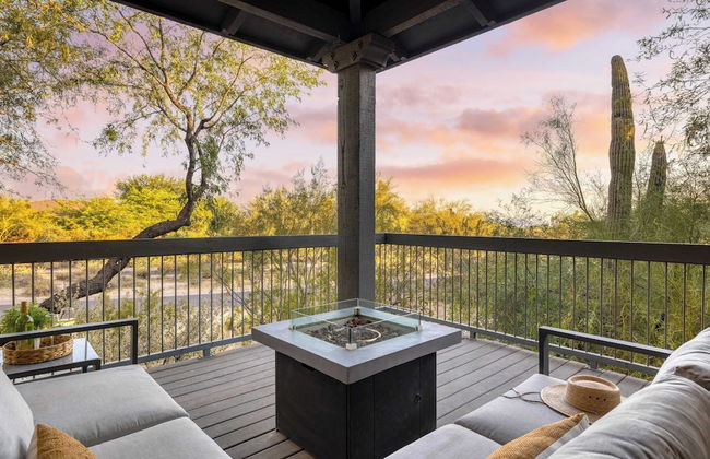 Desert Village Vista by Avantstay Patio w/ Fire Pit, Pool Access - Foto 1