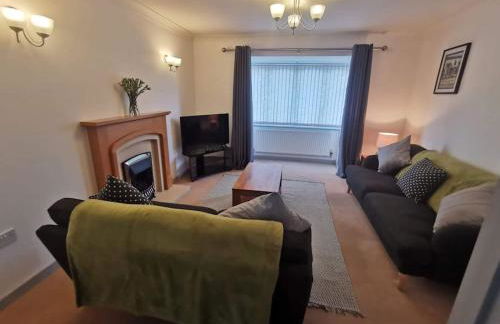 Twyngaer, a spacious 3 bedroom bungalow sleeps 5 - Photo 11
