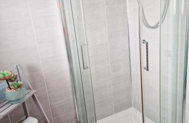 Number 10 - Photo 11