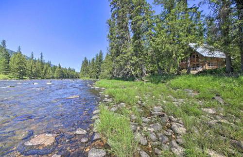 Expansive Moyie Riverfront Cabin - Pets Welcome! - Foto 37