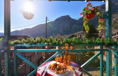 Xenonas Zagorisio - Photo 80