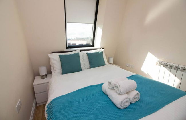Stayzo Castle Penthouse 17 - A Clean Fresh Modern Apartment With Free Wi-fi - Foto 16